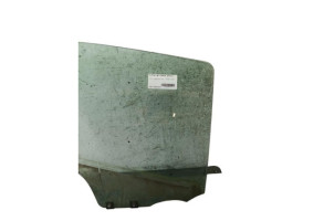 Vitre arriere droit DACIA DUSTER 1 Photo n°4