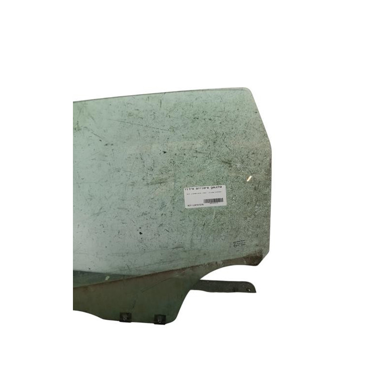 Vitre arriere gauche DACIA DUSTER 1 Photo n°1