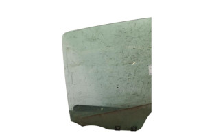 Vitre arriere gauche DACIA DUSTER 1 Photo n°4