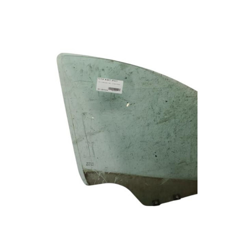 Vitre avant droit DACIA DUSTER 1