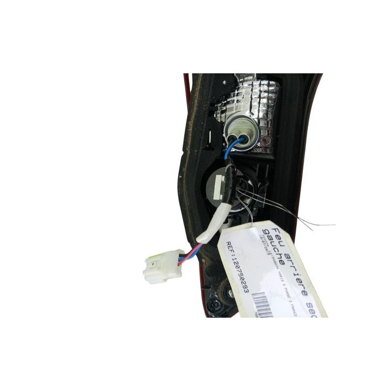 Feu arriere secondaire gauche (feux) TOYOTA YARIS 3 Photo n°1