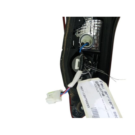 Feu arriere secondaire gauche (feux) TOYOTA YARIS 3