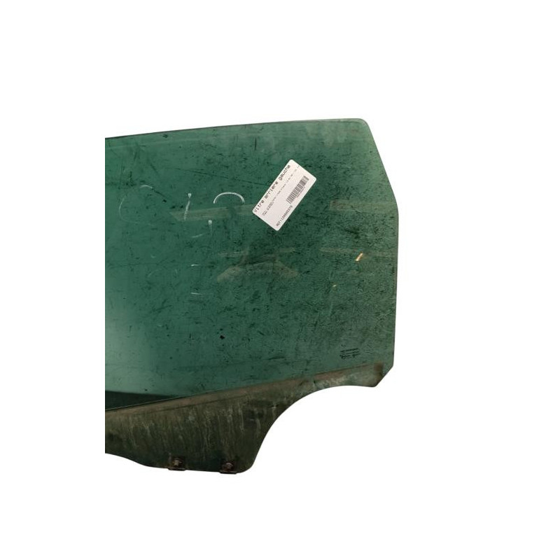 Vitre arriere gauche DACIA DUSTER 1 Photo n°1