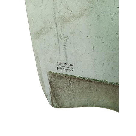 Vitre avant droit DACIA DUSTER 1