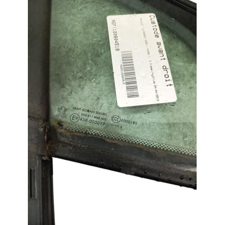 Custode avant droit (porte) PEUGEOT 3008 1