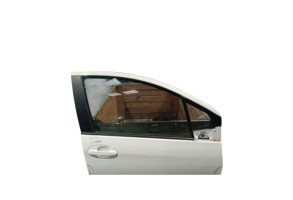 Porte avant droit TOYOTA YARIS 3 Photo n°9