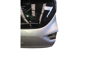 Malle/Hayon arriere RENAULT CLIO 4 Photo n°8