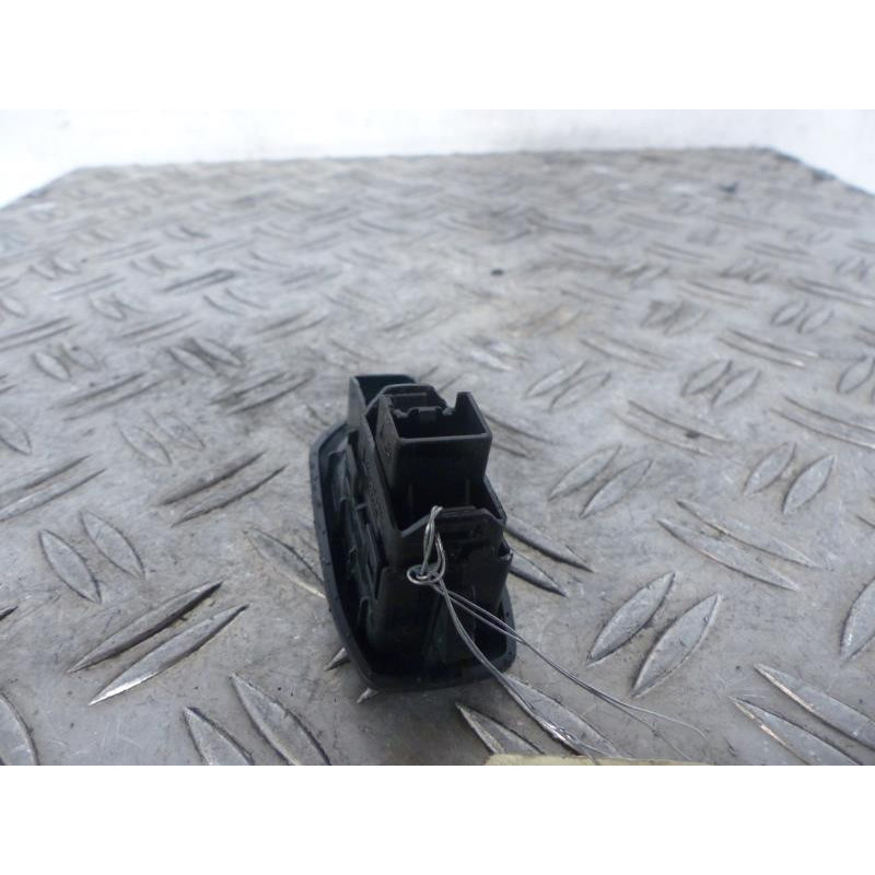 Interrupteur de leve vitre arriere droit FORD GRAND C-MAX 2 Photo n°1