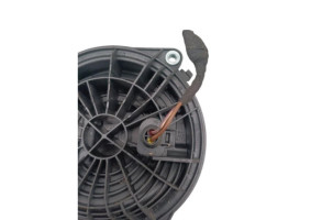 Bouton de coffre VOLKSWAGEN POLO 5 Photo n°1