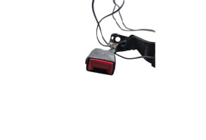 Attache ceinture arriere droit PEUGEOT 3008 1 Photo n°2