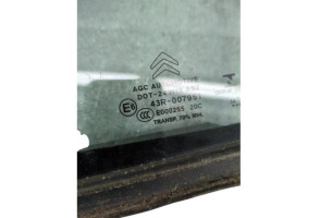 Custode avant gauche (porte) CITROEN C3 2 Photo n°1