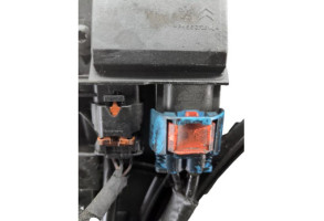 Moto ventilateur radiateur PEUGEOT 308 2 SW Photo n°3