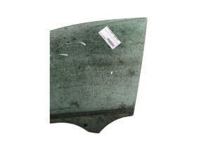 Vitre avant gauche AUDI Q3 1 Photo n°3