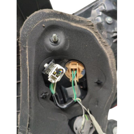 Feu arriere principal gauche (feux) TOYOTA YARIS 3