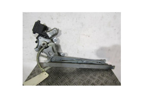 Leve vitre electrique avant gauche TOYOTA YARIS 2 Photo n°1