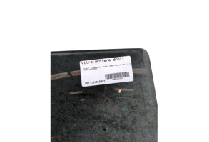 Vitre arriere droit PEUGEOT 2008 1 Photo n°4