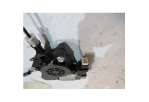 Leve vitre electrique avant gauche MAZDA 3 1 Photo n°3