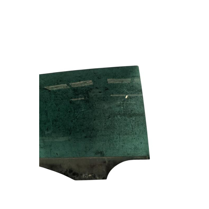 Vitre arriere droit VOLKSWAGEN POLO 5 Photo n°1