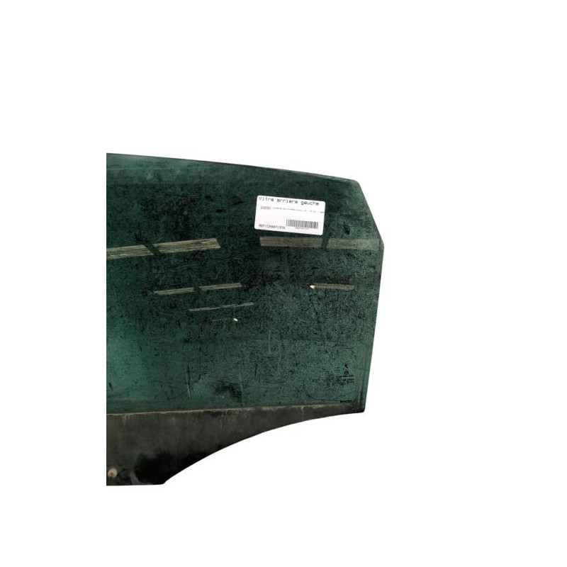 Vitre arriere gauche VOLKSWAGEN POLO 5 Photo n°1