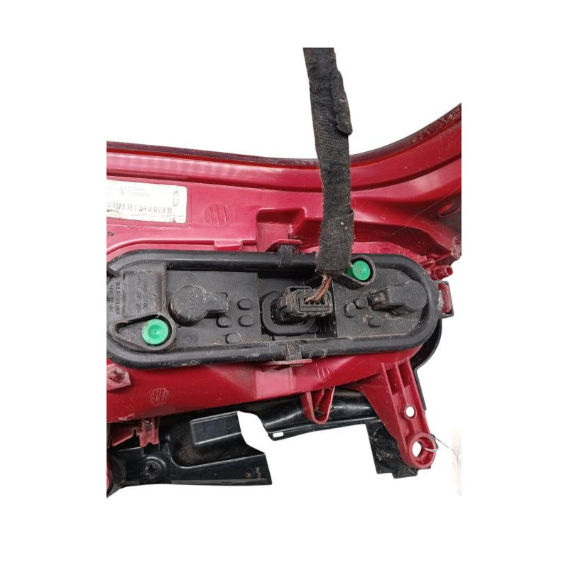 Feu arriere principal droit (feux) PEUGEOT 5008 1 Photo n°1