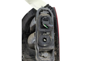 Feu arriere principal gauche (feux) RENAULT TWINGO 2 Photo n°2