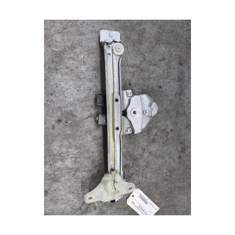 Leve vitre electrique arriere gauche RENAULT ARKANA Photo n°1