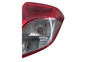 Feu arriere principal droit (feux) TOYOTA YARIS 3 Photo n°2