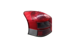 Feu arriere principal gauche (feux) TOYOTA YARIS 2 Photo n°3