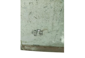 Vitre avant droit VOLKSWAGEN UP Photo n°1