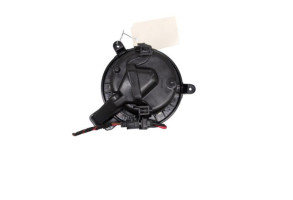 Ventilateur chauffage VOLKSWAGEN POLO 6 Photo n°2