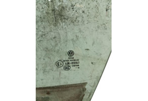 Vitre avant gauche VOLKSWAGEN POLO 6 Photo n°2