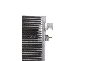 Radiateur clim CHEVROLET SPARK Photo n°3