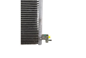Radiateur clim CHEVROLET SPARK Photo n°4