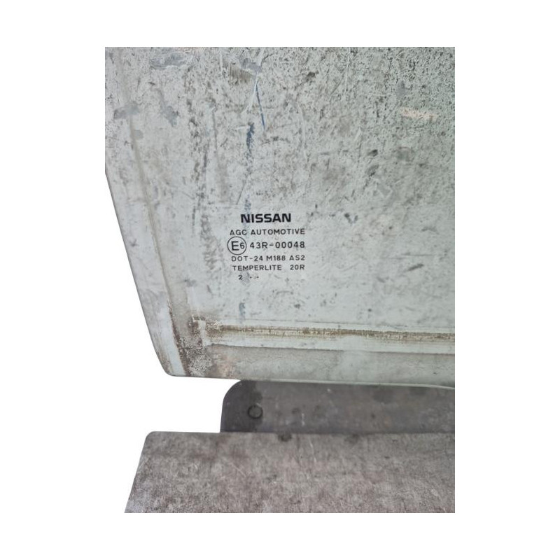 Vitre arriere droit NISSAN QASHQAI 1 Photo n°1