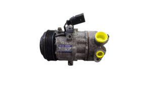 Compresseur clim VOLKSWAGEN UP Photo n°3