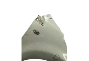 Aile avant droit PEUGEOT 107 Photo n°8