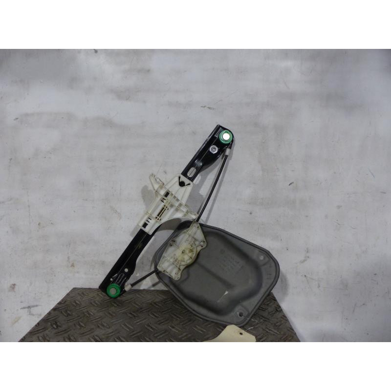 Leve vitre electrique arriere droit VOLKSWAGEN GOLF 5 Photo n°1