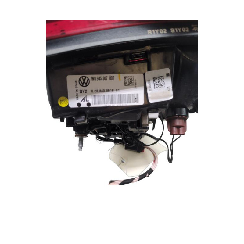 Feu arriere secondaire gauche (feux) VOLKSWAGEN SHARAN 2 Photo n°1