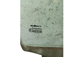 Vitre avant droit SEAT LEON 2 Photo n°2