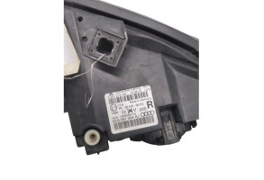 Optique avant principal droit (feux)(phare) AUDI A4 2 Photo n°7