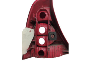 Feu arriere principal droit (feux) RENAULT CLIO 2 CAMPUS Photo n°4