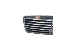 Calandre MERCEDES CLASSE E 210 Photo n°3