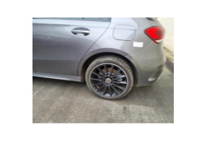 Malle/Hayon arriere MERCEDES CLASSE A 177 Photo n°10