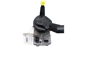 Pompe de direction PEUGEOT 308 1 Photo n°1