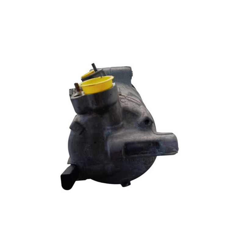 Compresseur clim VOLKSWAGEN POLO 5 Photo n°1