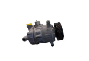 Compresseur clim VOLKSWAGEN POLO 5 Photo n°3