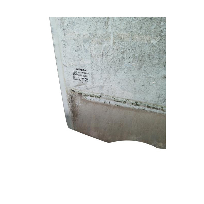 Vitre avant droit NISSAN JUKE 1 Photo n°1