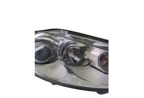 Optique avant principal droit (feux)(phare) FORD FIESTA 6 Photo n°5