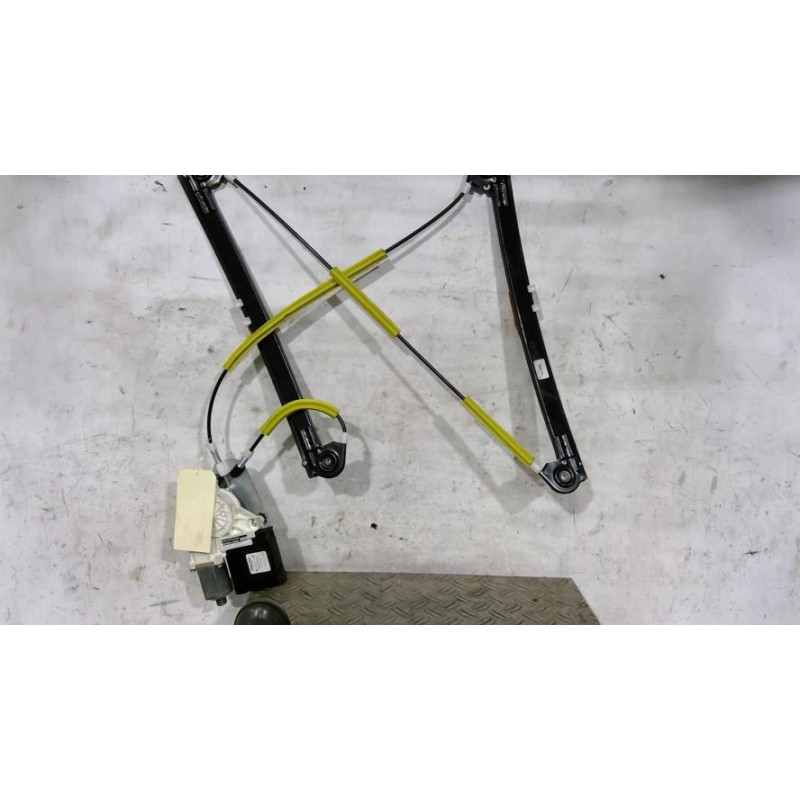 Leve vitre electrique avant droit AUDI A3 2 Photo n°1