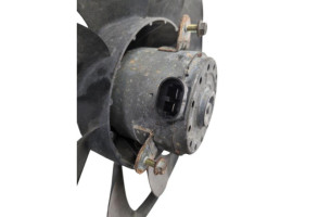 Moto ventilateur radiateur RENAULT MASTER 2 Photo n°2